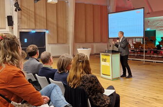 Referent und Publikum bei der Armutskonferenz